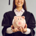 Beyond the Degree: The Importance of Cash Flow Management for College Students