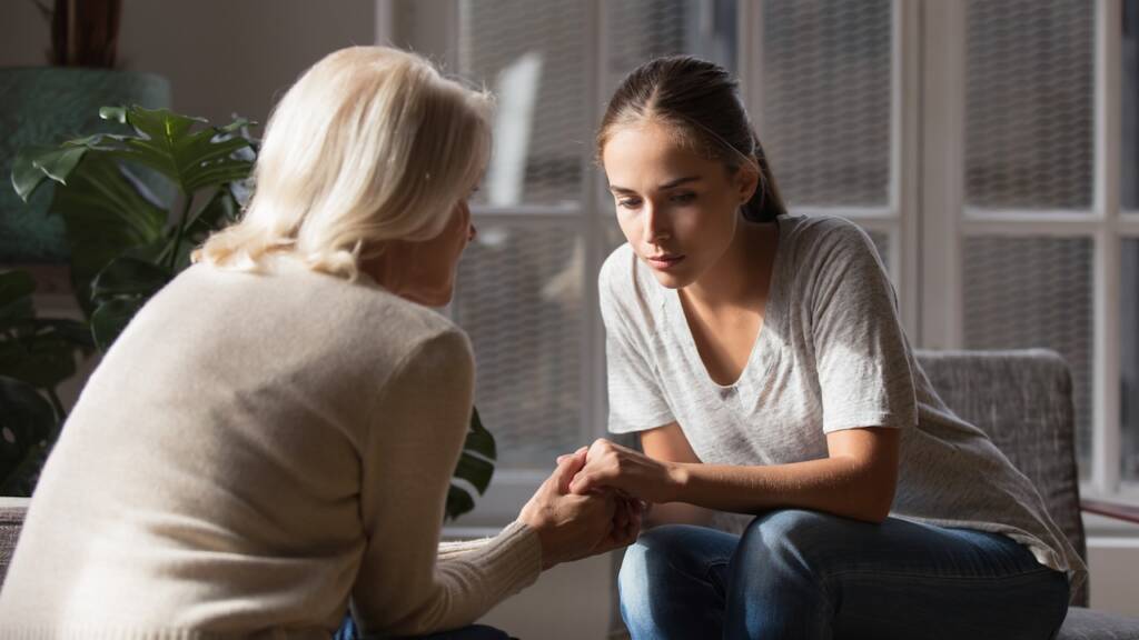 Helping Adult Children During a Divorce or Financial Crisis