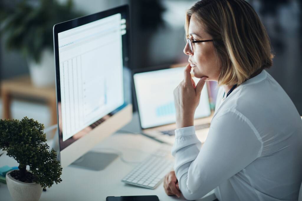 7 Financial Decisions to Review Before Year-End