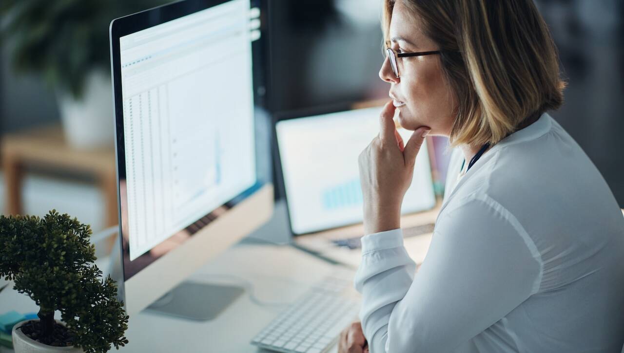 7 Financial Decisions to Review Before Year-End