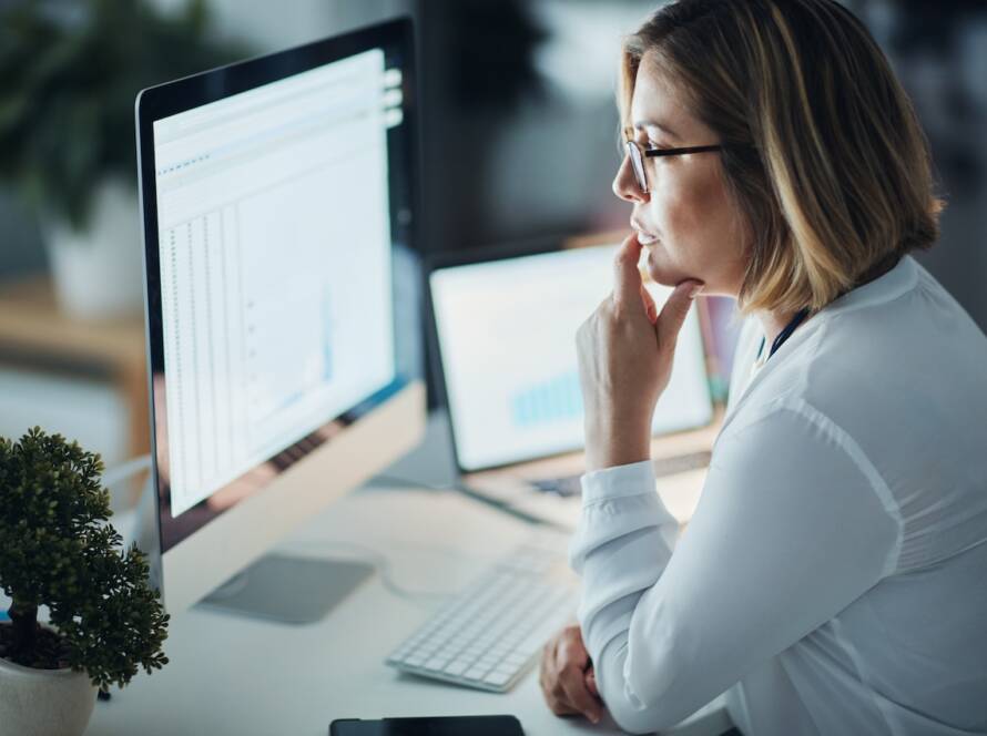 7 Financial Decisions to Review Before Year-End